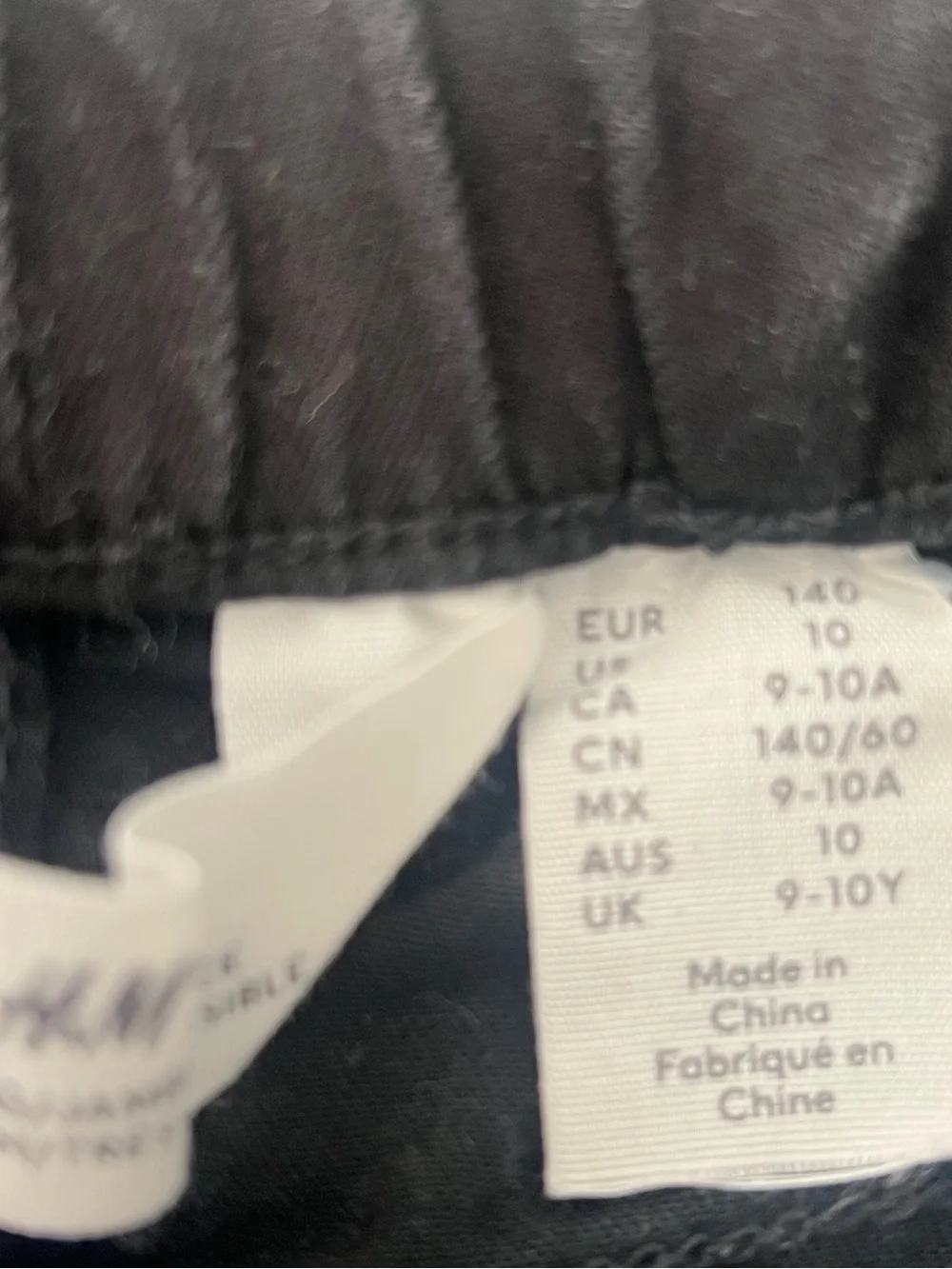H&M stretchy black